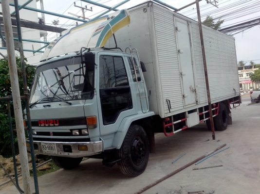 ขายรถบรรทุกหกล้ออีซูซูร็อคกี้ FTR32 รถห้าง ปี38 เครื่อง 195 แรงม้า