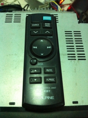 Alpine iDA-X200 24Bit USB IPOD AUX2ช่อง AUX Ditital 1 ช่อง  3ปรีเอ้า พร้อมรีโมท มือ2 ญี่ปุ่น