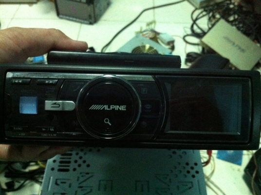 Alpine iDA-X200 24Bit USB IPOD AUX2ช่อง AUX Ditital 1 ช่อง  3ปรีเอ้า พร้อมรีโมท มือ2 ญี่ปุ่น