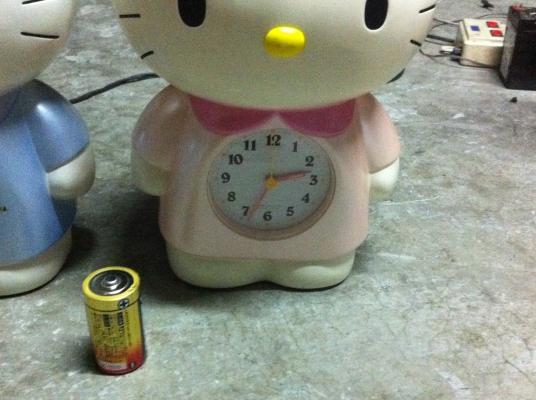 นาฟิกาปลุกตั้งโต๊ะคิตตี้ จาก sanrio ญี่ปุ่น สภาพสวยๆ ปลุกได้ การปลุก 10 วินาทีแรกเสียงจะไม่ดังหลังจาก 10 วินาทีจะดังขึ้น