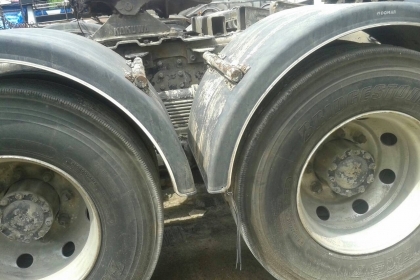 สิบล้อหัวลาก HiNO~SSF1LAโปรเฟรีย 335 แรง 2เพา สภาพพร้อมใช้งาน เล่มทะเบียนพร้อมโอน