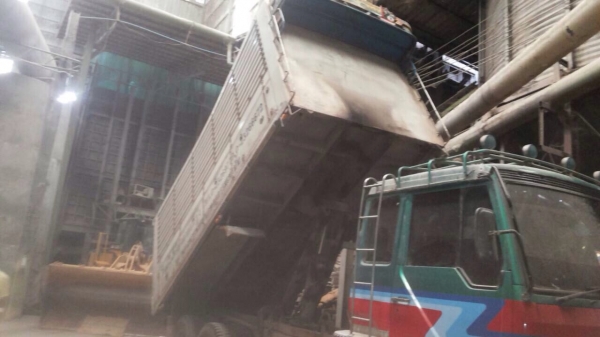 สิบล้อ มิตรซู FUSO FN 215 K 195 1-เพา HO7C ลงเล่มแล้ว สภาพดึสวยพร้อมใช้งาน เลีมทะเบียนพร้อมโอน