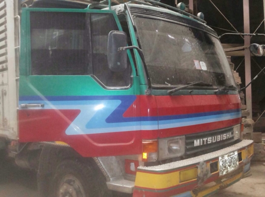 สิบล้อ มิตรซู FUSO FN 215 K 195 1-เพา HO7C ลงเล่มแล้ว สภาพดึสวยพร้อมใช้งาน เลีมทะเบียนพร้อมโอน