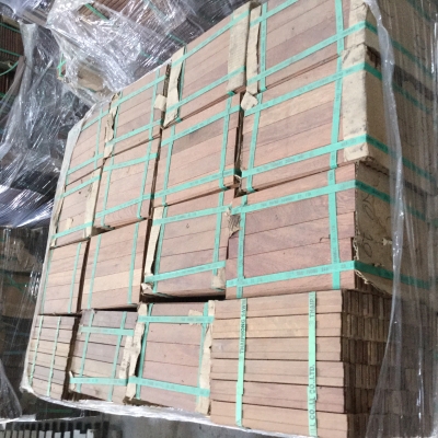 ขายปาเก้ไม้จริง ไม้สัก ไม้แดง ไม้เต็ง