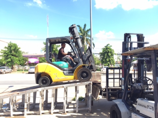 ขายส่งรถโฟลคลิฟท์ นำเข้าจากญี่ปุ่น 100\% รับประกัน 6 เดือน ( SPECS JAPAN )  นำเข้าจากญี่ปุ่น  ไม่เคยใช้งานในเมืองไทย