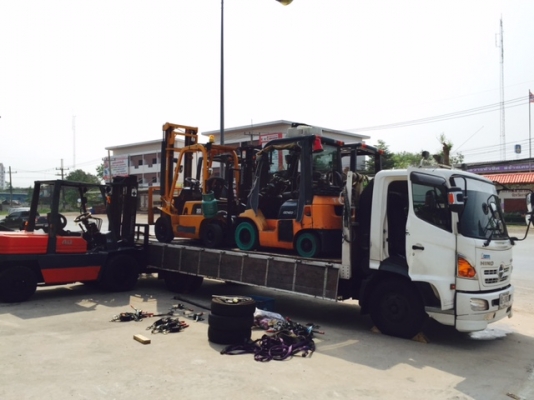 ขายส่งรถโฟลคลิฟท์ นำเข้าจากญี่ปุ่น 100\% รับประกัน 6 เดือน ( SPECS JAPAN )  นำเข้าจากญี่ปุ่น  ไม่เคยใช้งานในเมืองไทย