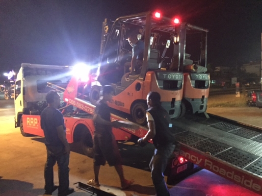 ขายส่งรถโฟลคลิฟท์ นำเข้าจากญี่ปุ่น 100\% รับประกัน 6 เดือน ( SPECS JAPAN )  นำเข้าจากญี่ปุ่น  ไม่เคยใช้งานในเมืองไทย