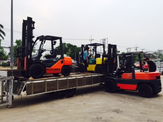 ขายส่งรถโฟลคลิฟท์ นำเข้าจากญี่ปุ่น 100\% รับประกัน 6 เดือน ( SPECS JAPAN )  นำเข้าจากญี่ปุ่น  ไม่เคยใช้งานในเมืองไทย