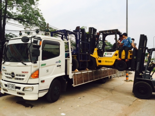 ขายส่งรถโฟลคลิฟท์ นำเข้าจากญี่ปุ่น 100\% รับประกัน 6 เดือน ( SPECS JAPAN )  นำเข้าจากญี่ปุ่น  ไม่เคยใช้งานในเมืองไทย