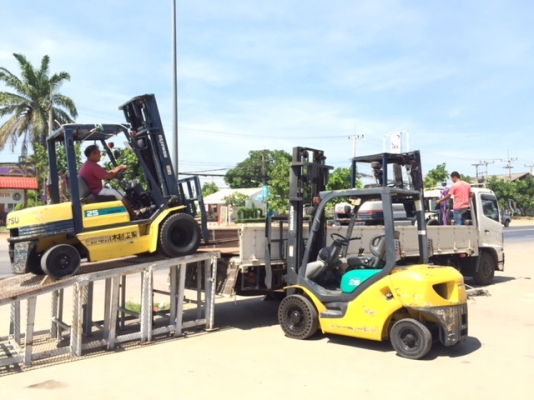 ขายส่งรถโฟลคลิฟท์ นำเข้าจากญี่ปุ่น 100\% รับประกัน 6 เดือน ( SPECS JAPAN )  นำเข้าจากญี่ปุ่น  ไม่เคยใช้งานในเมืองไทย