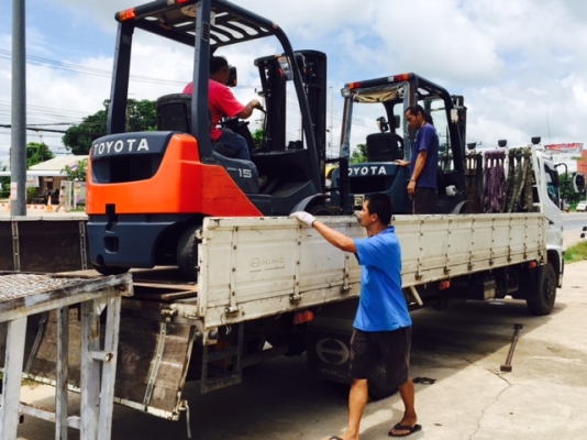 ขายส่งรถโฟลคลิฟท์ นำเข้าจากญี่ปุ่น 100\% รับประกัน 6 เดือน ( SPECS JAPAN )  นำเข้าจากญี่ปุ่น  ไม่เคยใช้งานในเมืองไทย