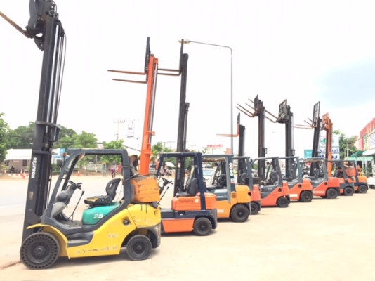 ขายส่งรถโฟลคลิฟท์ นำเข้าจากญี่ปุ่น 100\% รับประกัน 6 เดือน ( SPECS JAPAN )  นำเข้าจากญี่ปุ่น  ไม่เคยใช้งานในเมืองไทย