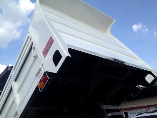 สั่งได้ขายไม่แพง HINO FC 117 แรงม้า กระบะดั้มพ์ดิน 3.10 เมตร ยาง 825/16 รถน่าใช้วิ่งดินหินทรายในซอยเล้กๆได้ สนใจติดต่อ