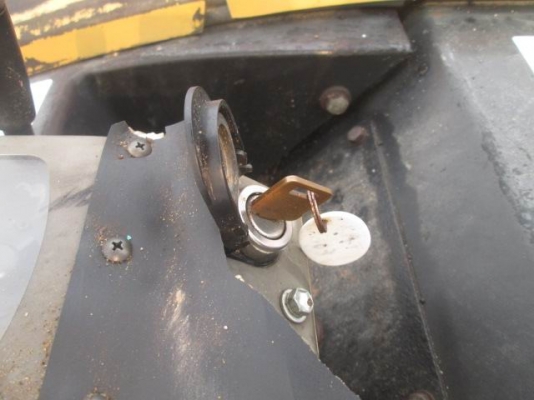 ขายรถขุด CAT รุ่น 303 สภาพสวยพร้อมใช้งานค่ะ