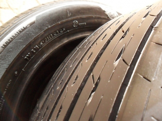 ยางขอบ17 บริดสโตน215-55 R17ลงพื้นปลายปี14(4เส้น4,900บ)นิ่มๆ สดมาก ยางขอบ17 บริดสโตน215-55 R17ลงพื้นปลายปี14(4เส้น4,900บ)นิ่มๆ สดมาก