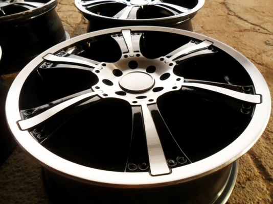 แม็กซิ่ง ขอบ17 -4รู100 และ4รู114 (4วง 4,500บ.)สีสวย ไม่มีรอยขีดข่วน แม็กซิ่ง ขอบ17 -4รู100 และ4รู114 (4วง 4,500บ.)สีสวย ไม่มีรอยขีดข่วน