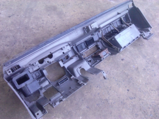 คอนโซลหน้า ISUZU TFR