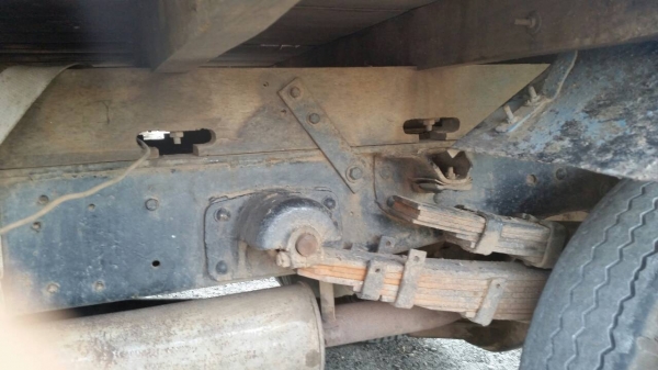 หกล้อ อีซูซุ TL88 เกียร์สาย ช่วง 3.20ม สภาพสวยบางเดิม เครืองไม่หลวมดีมาก วิ่งทางไกลสะบาย^เล่มทะเบียน ภาษีเต็ม พร้อมโอน**ราคา149,000บ**ครับท่าน