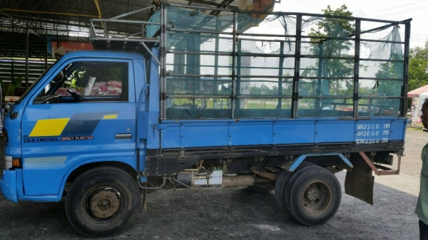 หกล้อ อีซูซุ TL88 เกียร์สาย ช่วง 3.20ม สภาพสวยบางเดิม เครืองไม่หลวมดีมาก วิ่งทางไกลสะบาย^เล่มทะเบียน ภาษีเต็ม พร้อมโอน**ราคา149,000บ**ครับท่าน