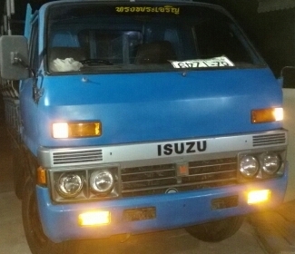 หกล้อ อีซูซุ TL88 เกียร์สาย ช่วง 3.20ม สภาพสวยบางเดิม เครืองไม่หลวมดีมาก วิ่งทางไกลสะบาย^เล่มทะเบียน ภาษีเต็ม พร้อมโอน**ราคา149,000บ**ครับท่าน
