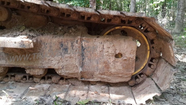 Komatsu รุ่น 8 10,607 ชั่วโมง Komatsu รุ่น 8 10,607 ชั่วโมง