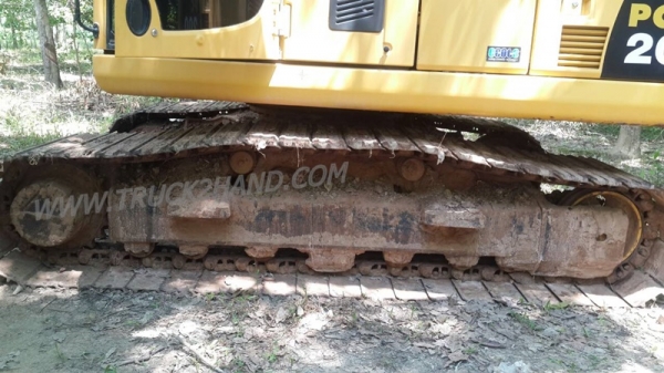 Komatsu รุ่น 8 10,607 ชั่วโมง Komatsu รุ่น 8 10,607 ชั่วโมง