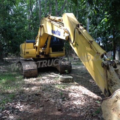 Komatsu รุ่น 8 10,607 ชั่วโมง Komatsu รุ่น 8 10,607 ชั่วโมง