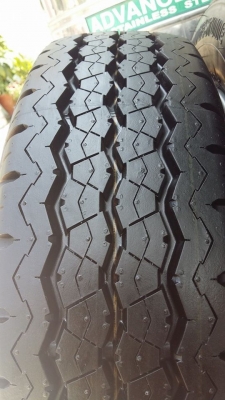 ขายล้อแม็กพร้อมยางถอดป้ายแดง triton 15" ยางปี14 สนใจติดต่อเล็กคลองสามครับ 081-3747940