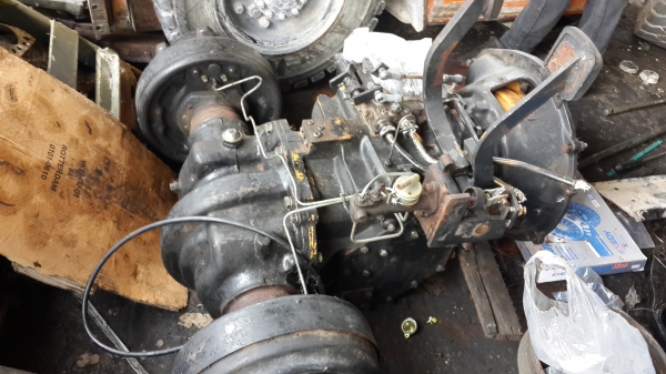 ขายเกียร์ออโต้ komatsu ขีด11 ขนาด 2.5 ตัน มือสองญี่ปุ่น