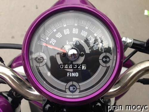 ขาย fino-fiหัวฉีด รุ่นFashionสีดำม่วงขาว รถปี2014 ไมล์เเท้4,432กม.