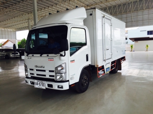 ขาย6ล้อ  NMR 130แรง ปี2555 กระบะ 4.30เมตร ตู้แห้ง