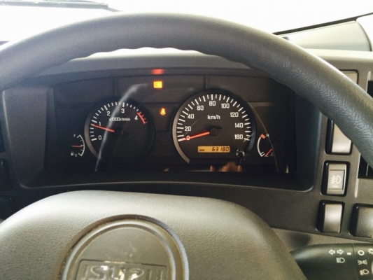 ขาย6ล้อ  NMR 130แรง ปี2555 กระบะ 4.30เมตร ตู้แห้ง