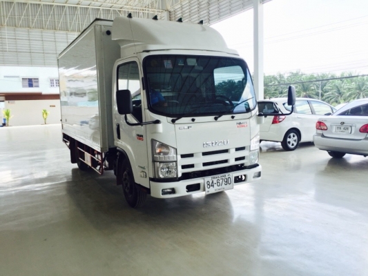 ขาย6ล้อ  NMR 130แรง ปี2555 กระบะ 4.30เมตร ตู้แห้ง