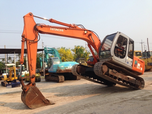 ขาย HITACHI EX120-5 นำเข้าจากญี่ปุ่น 090-986-2521 อ๊อบ