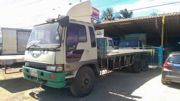 10ล้อ FL3H ห้างแท้ เครื่อง 195 ยาว 7.20 คัสซีดีทั้งเส้นขายตัดตามสภาพ คับ