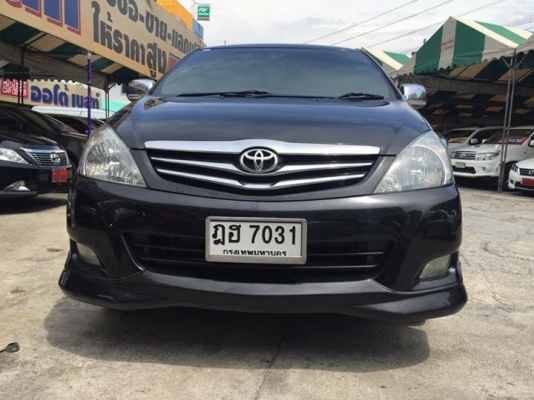 TOYOTA INNOVA 2.0 V เกียAT สีดำ ปี10 TOYOTA INNOVA 2.0 V เกียAT สีดำ ปี10