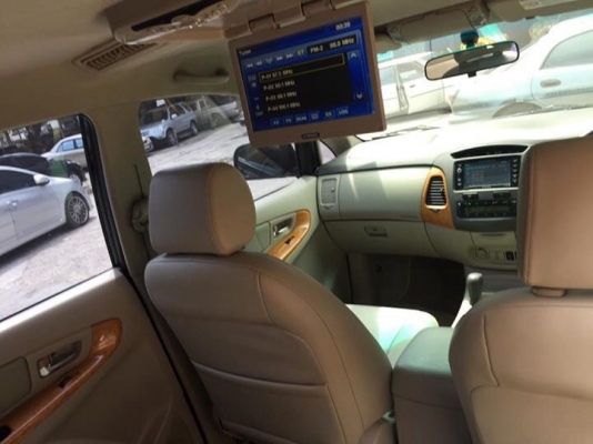 TOYOTA INNOVA 2.0 V เกียAT สีดำ ปี10 TOYOTA INNOVA 2.0 V เกียAT สีดำ ปี10