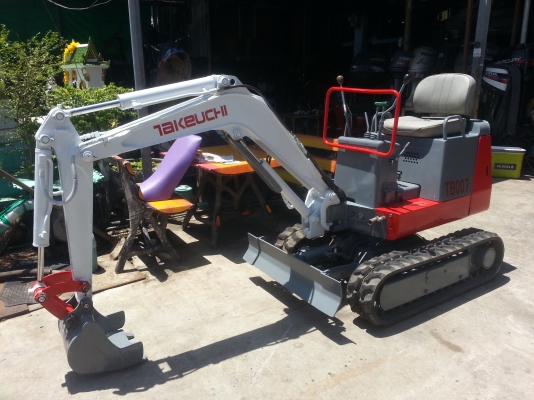 รถขุดเล็ก Takeuchi   Tb007   นำเข้าญี่ปุ่น