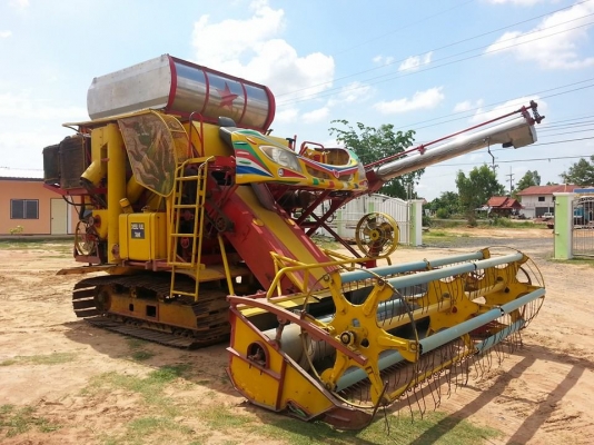 ขายรถเกี่ยวข้าว เกษตรพัฒนา อุ้ม2.5ตัน เครื่อง195เทอร์โบ สภาพพร้อมใช้งาน ช่วงล่างดี ทำงานเร็วได้ทุกระบบ สนใจโทร 090-8588220คุณนะ 093-3258446คุณบิว ID:narong498 หรือเข้าดูสินค้าอื่นๆได้ที่ www.truck.in.th/498 หรือเพจFacebook ณรงค์ ซื้อขายรถมือสอง (เว็บไซต์ส