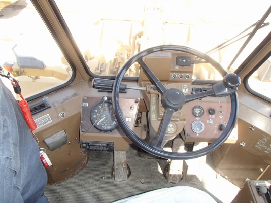 รถตัก CAT 936E ซีเรียล 2,700 นำเข้าจากญี่ปุ่น สวย ถูก 090-986-2521 อ๊อบ