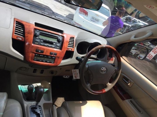 TOYOTA FORTUNER 3.0 4WD ปี08 เกียAT