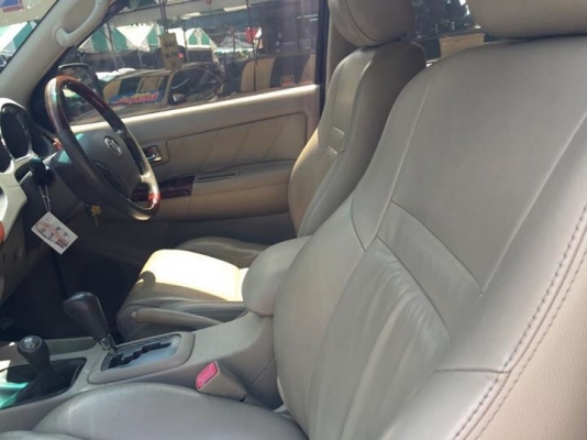 TOYOTA FORTUNER 3.0 4WD ปี08 เกียAT