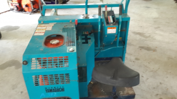 รถบรรทุกการเกษตรและก่อสร้าง