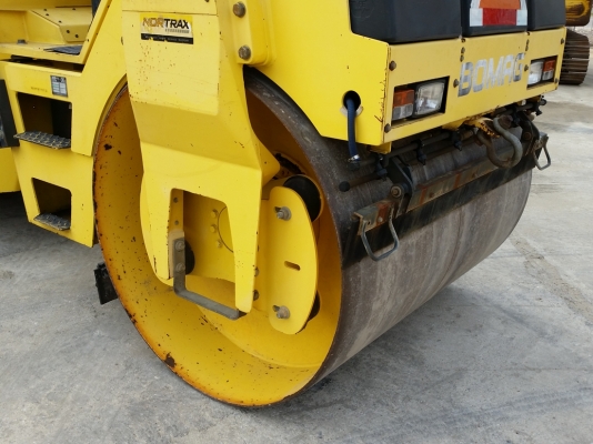 ใหม่พึ่งถึงไทย !! รถบด 7 ตัน BOMAG BW144AD-2 นำเข้าจาก USA แท้ 100\% สภาพสวย ไม่เคยใช้งานในไทย ปีสูง ชั่วโมงน้อย