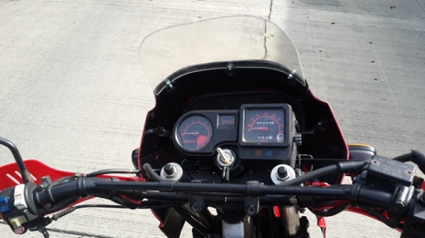 วุฒิ นนบุรี ขาย KLR650cc. รถสภาพเดิมๆพร้อมลุยอินวอย/สรรพสารมิตร