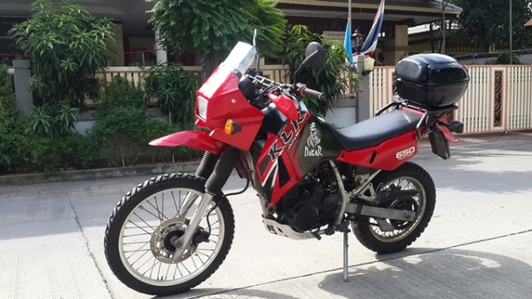 วุฒิ นนบุรี ขาย KLR650cc. รถสภาพเดิมๆพร้อมลุยอินวอย/สรรพสารมิตร