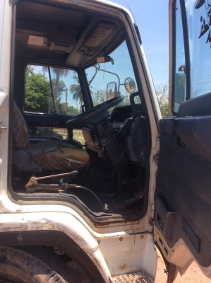 ..6ล้อ ISUZU ROCKY ดั๊ม เครื่อง160แรง กะบะยาว 3.80 ม. ช่วงล่างใหญ่ หัวดี เครื่องดี ครัทซีสวย รถพร้อมใช้งาน ขาย 470,000 บาท( ศุภากร 081-4252943)