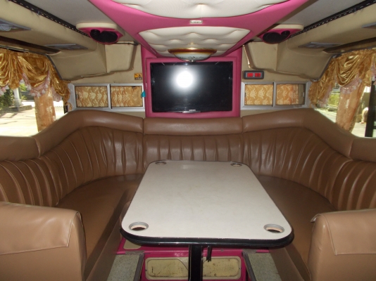 ขายรถทัวร์ 2ชั้น 8ล้อ