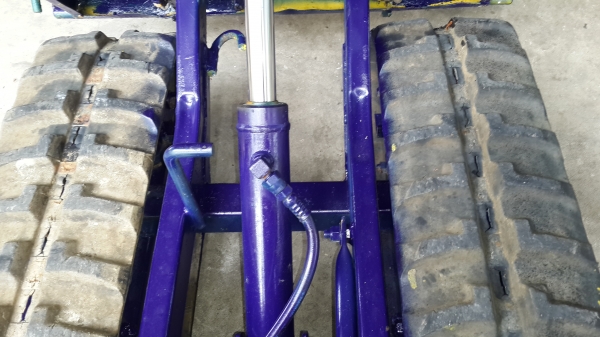 รถบรรทุกการเกษตรและก่อสร้าง