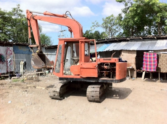 Hitachi uh025 รถพร้อมใช้ สภาพดี เครื่องดี เอวดี ราคาไม่แพงครับ